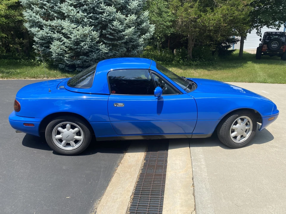 1990 Mazda NA MX-5 Miata - Image 13 of 31