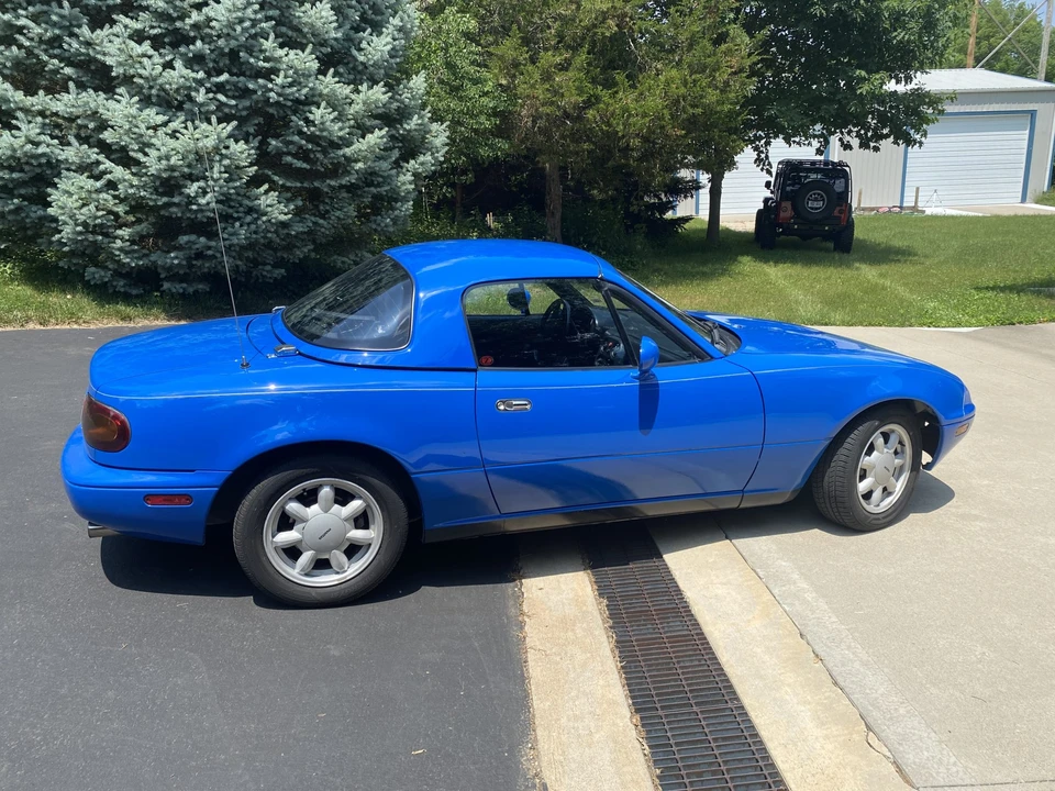 1990 Mazda NA MX-5 Miata - Image 14 of 31