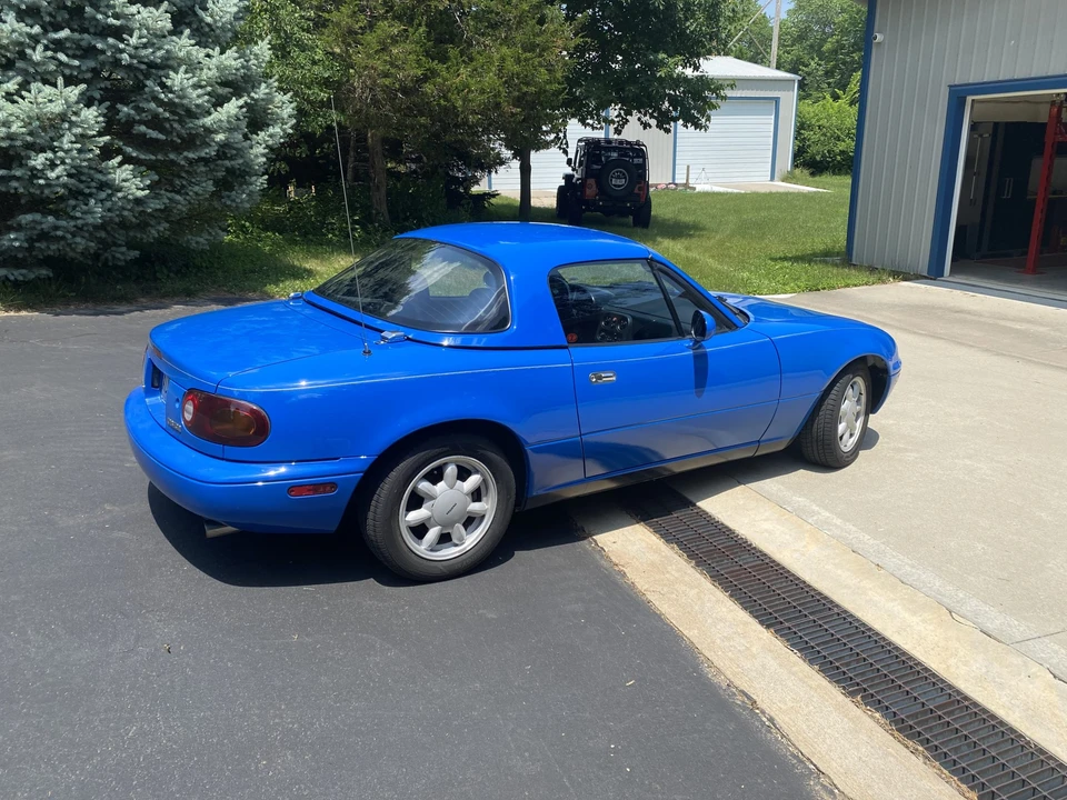 1990 Mazda NA MX-5 Miata - Image 15 of 31