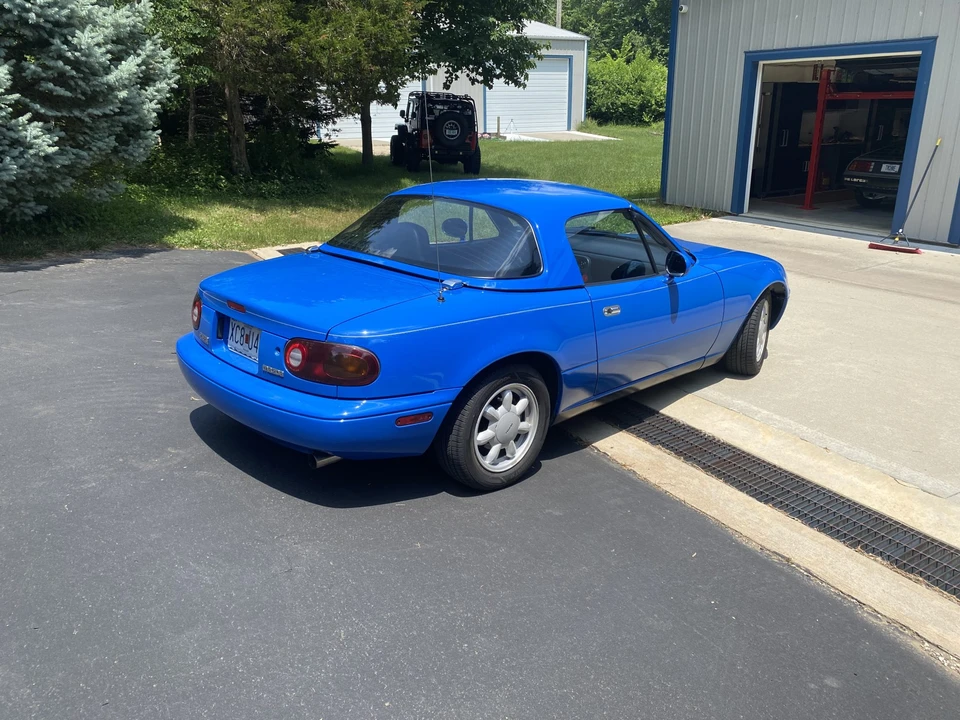 1990 Mazda NA MX-5 Miata - Image 17 of 31