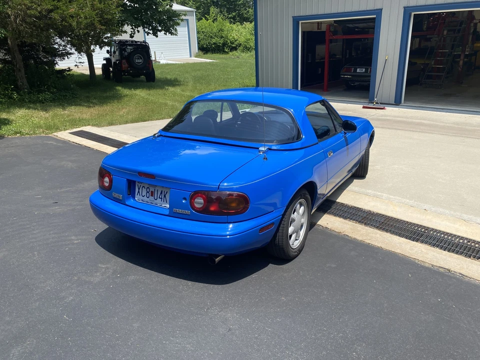 1990 Mazda NA MX-5 Miata - Image 18 of 31