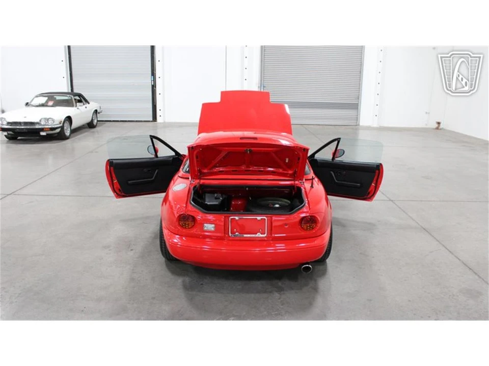 1990 Mazda NA MX-5 Miata - Image 30 of 31