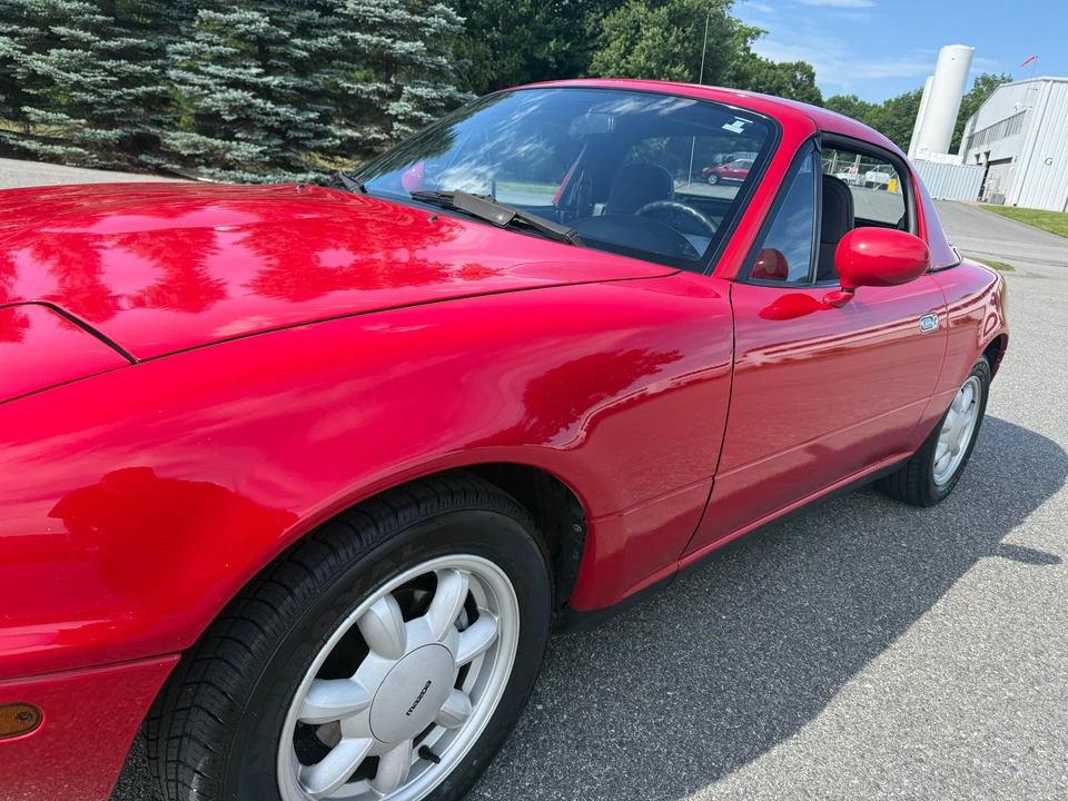 1990 Mazda NA MX-5 Miata - Image 11 of 16