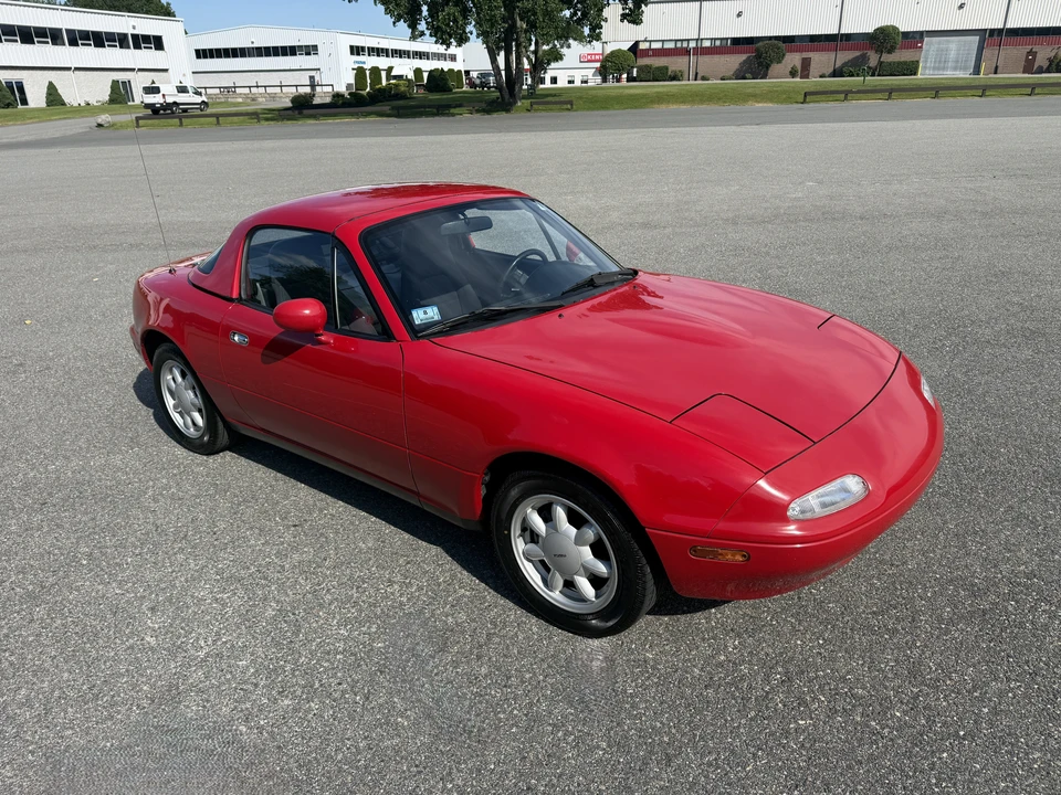 1990 Mazda NA MX-5 Miata - Image 16 of 16