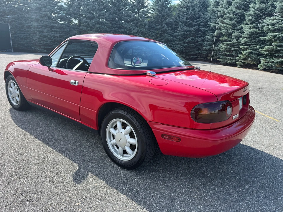 1990 Mazda NA MX-5 Miata - Image 5 of 16