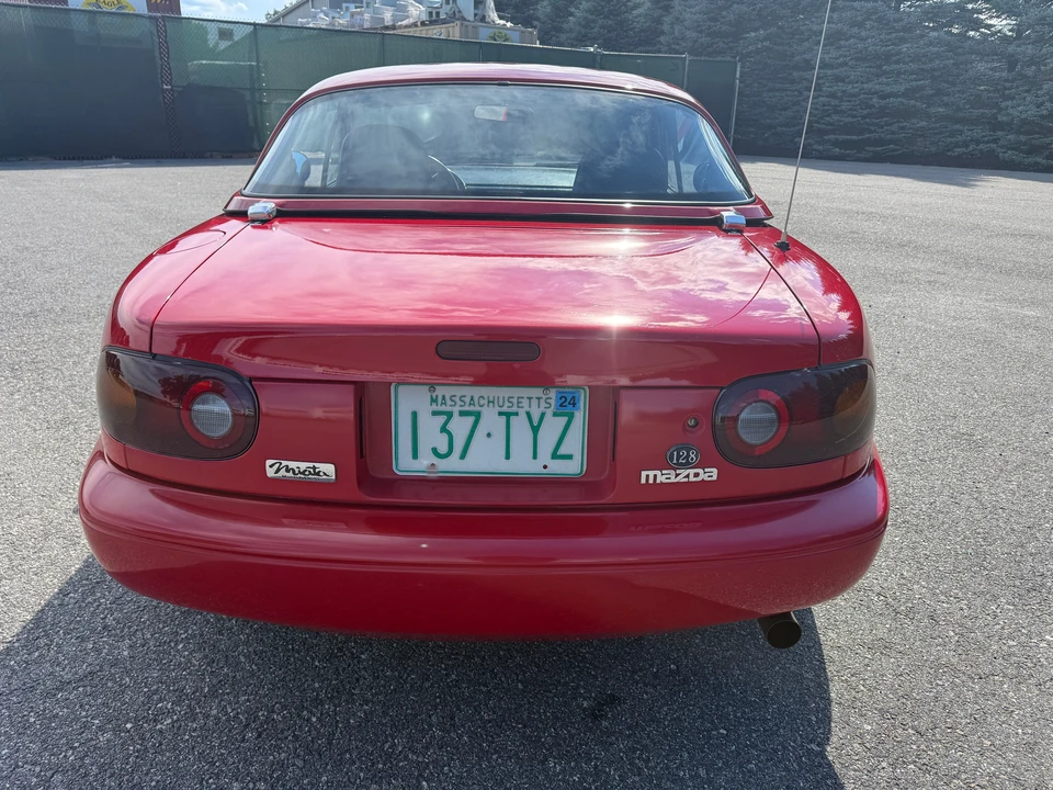 1990 Mazda NA MX-5 Miata - Image 6 of 16