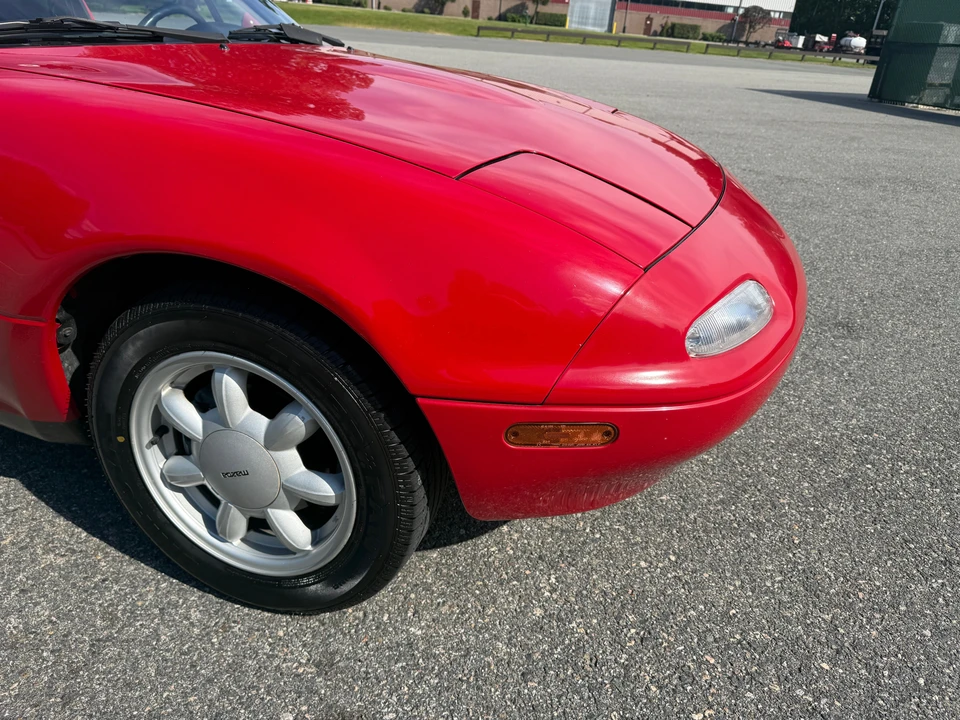 1990 Mazda NA MX-5 Miata - Image 14 of 16