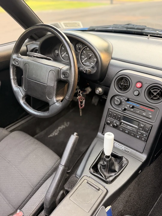 1990 Mazda NA MX-5 Miata - Image 17 of 31