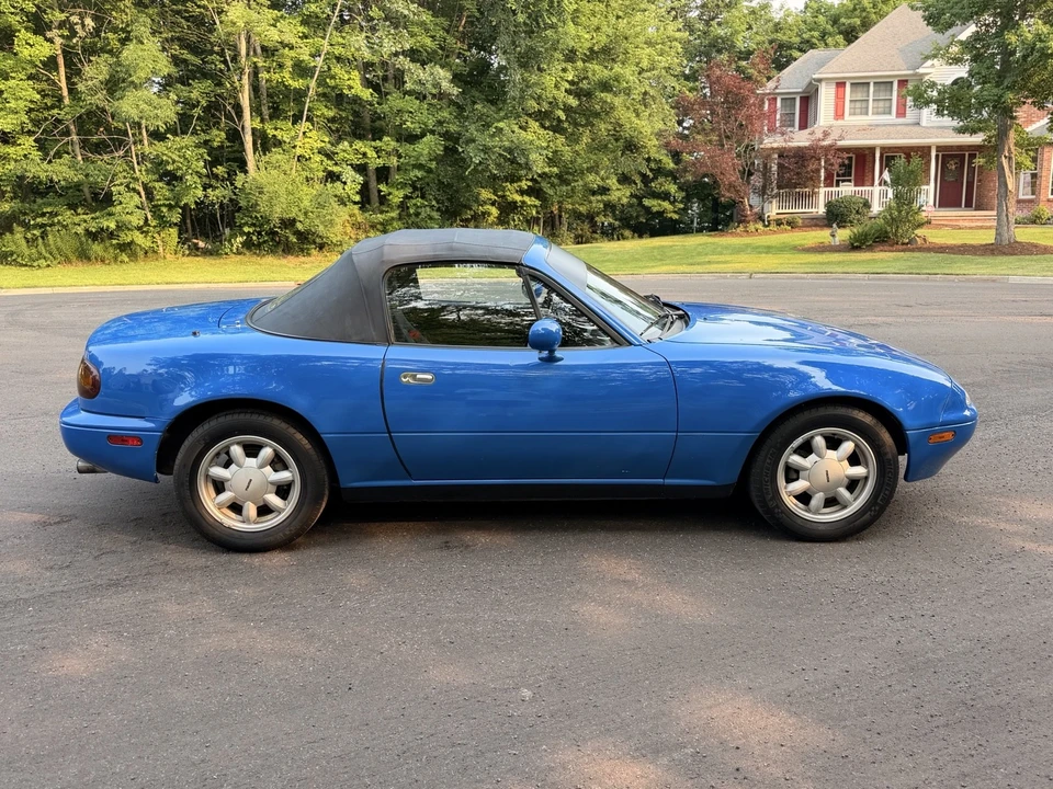 1990 Mazda NA MX-5 Miata - Image 8 of 31