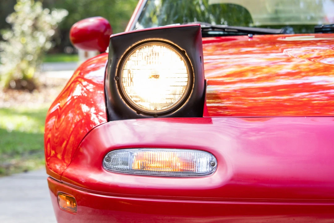1990 Mazda NA MX-5 Miata - Image 18 of 31