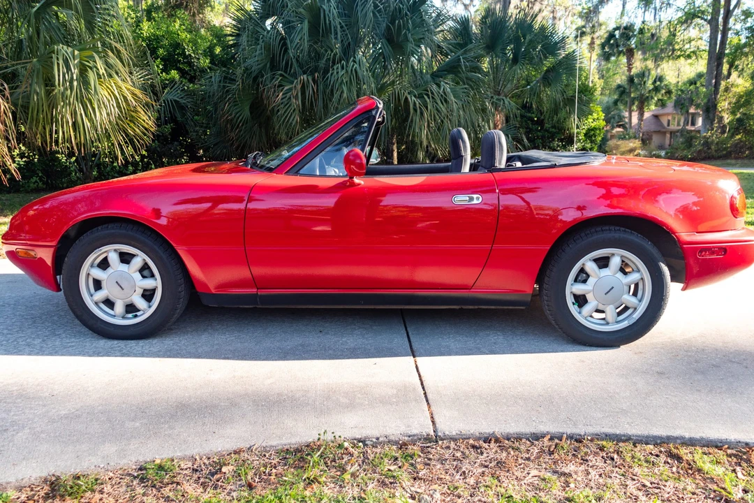 1990 Mazda NA MX-5 Miata - Image 8 of 31