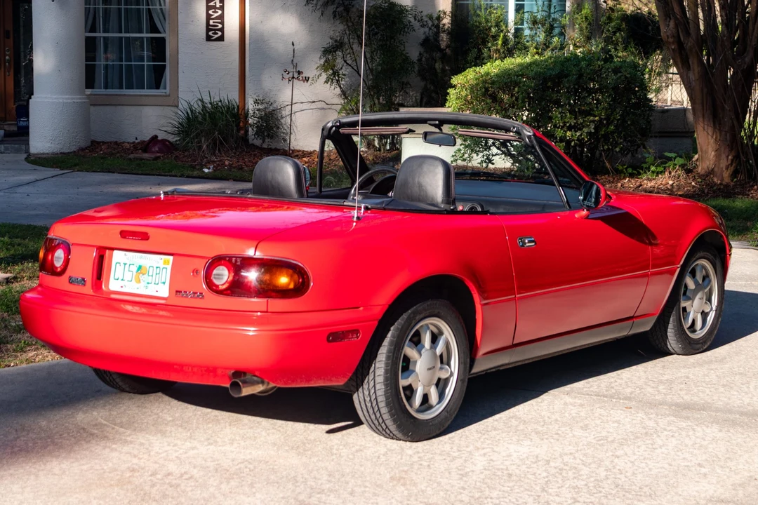 1990 Mazda NA MX-5 Miata - Image 5 of 31