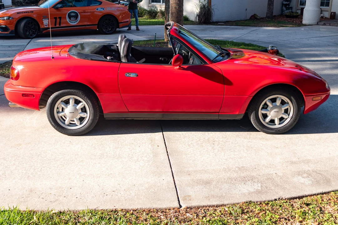 1990 Mazda NA MX-5 Miata - Image 4 of 31