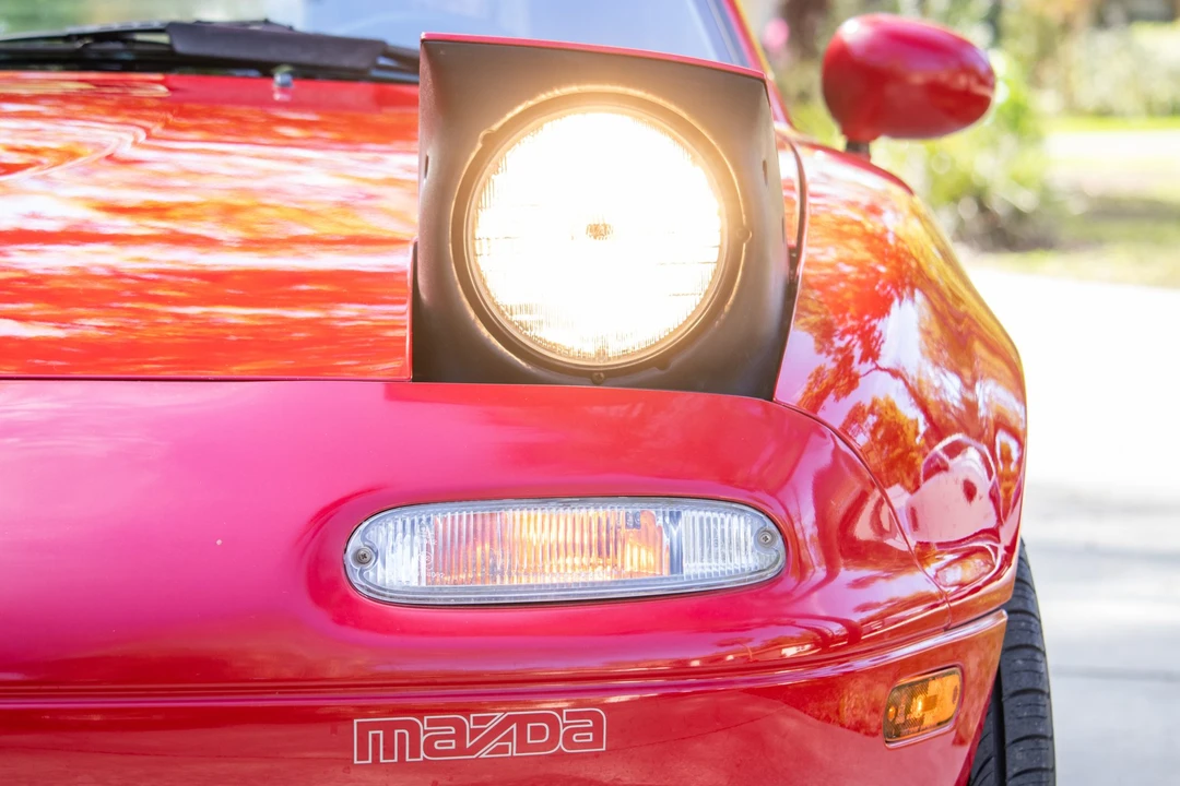 1990 Mazda NA MX-5 Miata - Image 19 of 31
