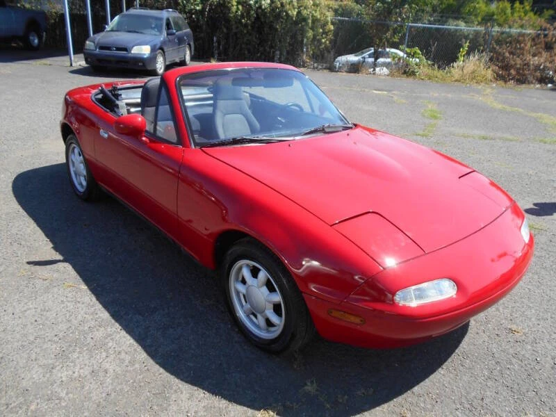 1990 Mazda NA MX-5 Miata - Image 8 of 9