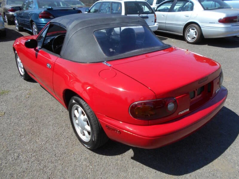 1990 Mazda NA MX-5 Miata - Image 5 of 9