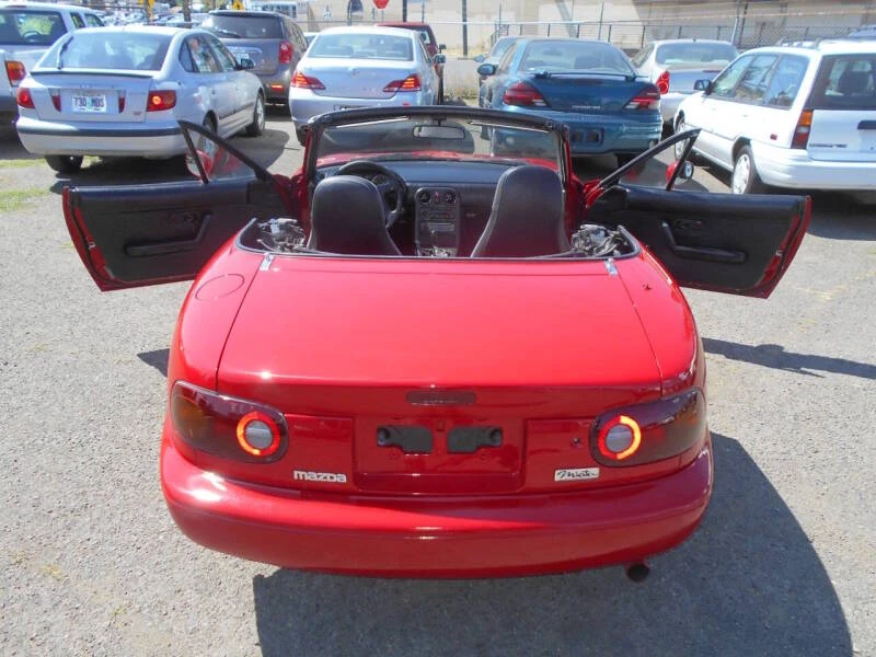1990 Mazda NA MX-5 Miata - Image 6 of 9