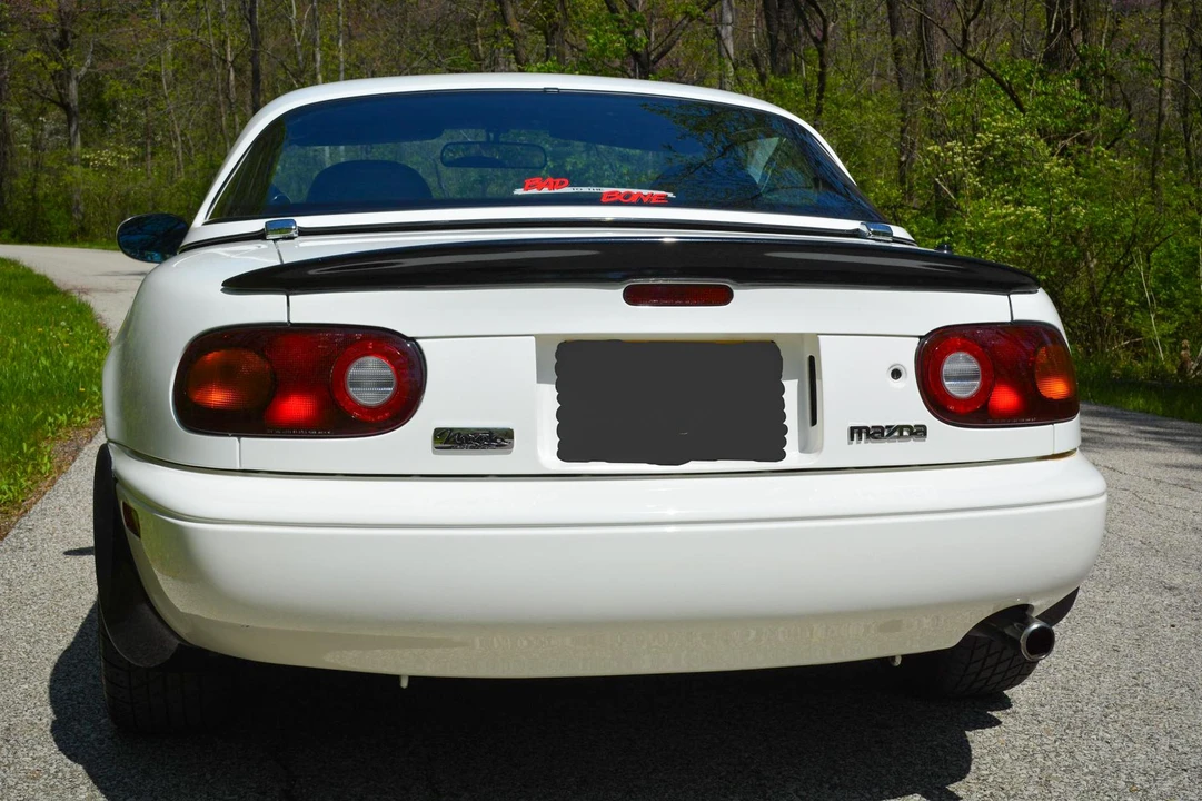 1990 Mazda NA MX-5 Miata - Image 5 of 5