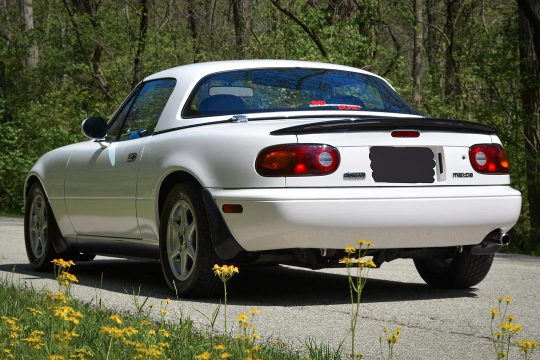 1990 Mazda NA MX-5 Miata - Image 4 of 5