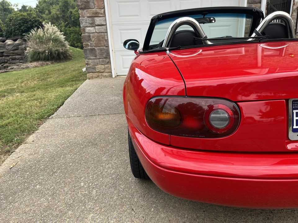 1990 Mazda NA MX-5 Miata - Image 25 of 31