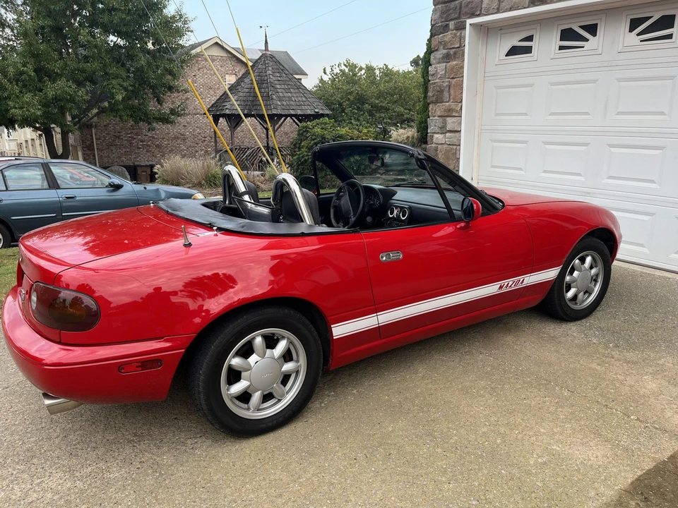 1990 Mazda NA MX-5 Miata - Image 8 of 31