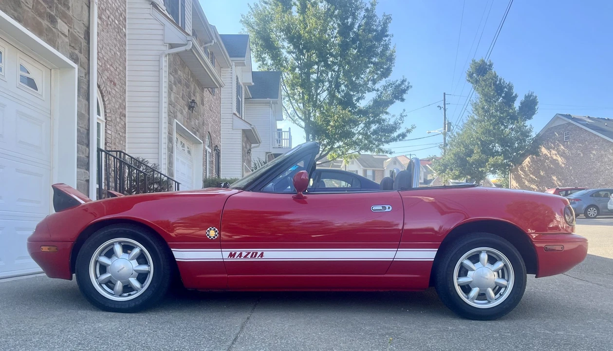 1990 Mazda NA MX-5 Miata - Image 6 of 31