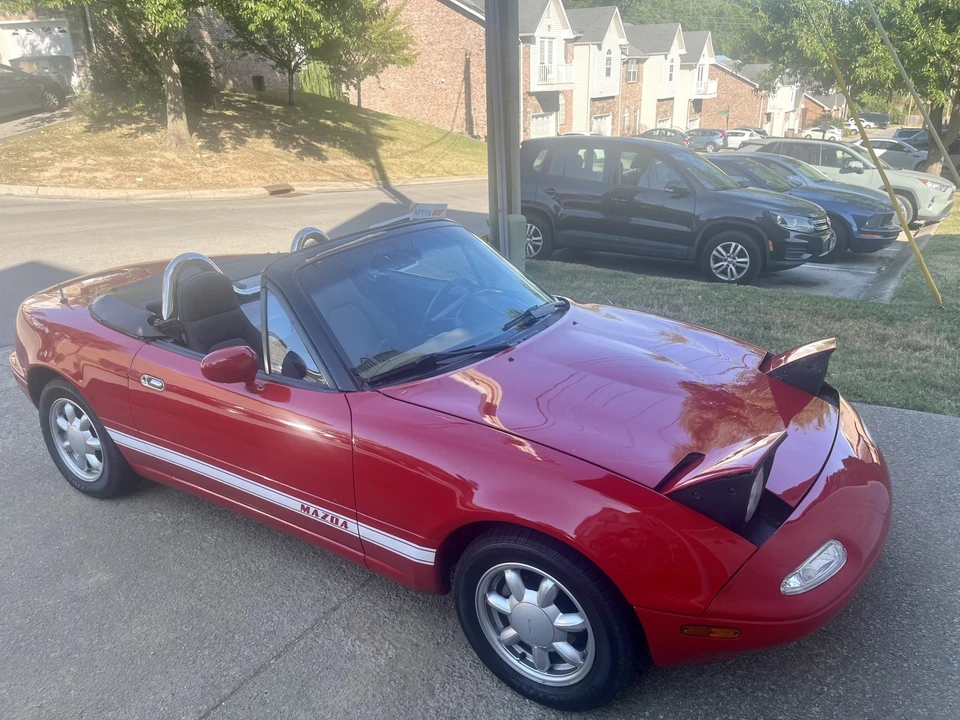 1990 Mazda NA MX-5 Miata - Image 11 of 31