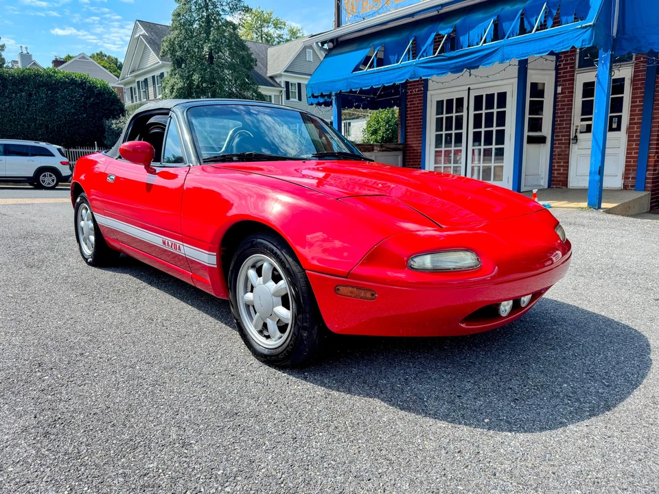 1990 Mazda NA MX-5 Miata - Image 19 of 31