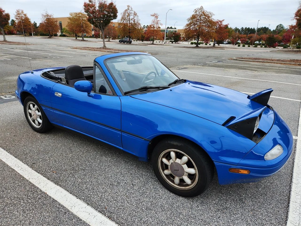 1990 Mazda NA MX-5 Miata - Image 11 of 31