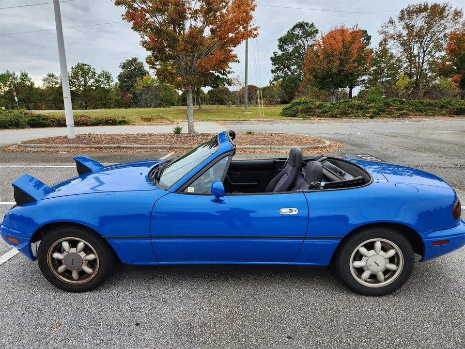 1990 Mazda NA MX-5 Miata - Image 5 of 31