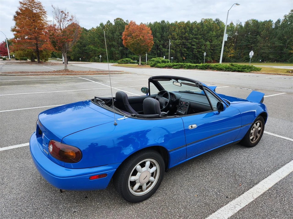 1990 Mazda NA MX-5 Miata - Image 9 of 31