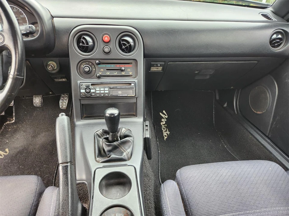 1990 Mazda NA MX-5 Miata - Image 30 of 31