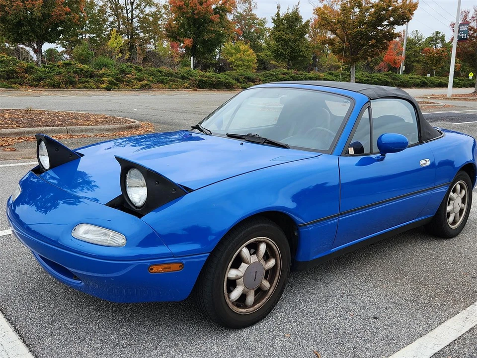1990 Mazda NA MX-5 Miata - Image 16 of 31