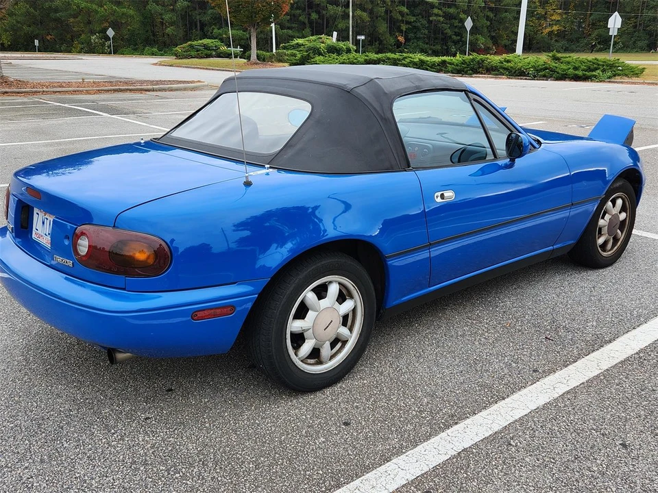 1990 Mazda NA MX-5 Miata - Image 13 of 31