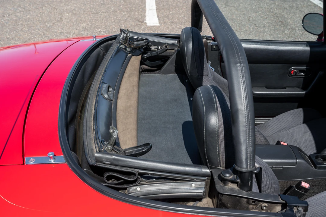 1990 Mazda NA MX-5 Miata - Image 30 of 31