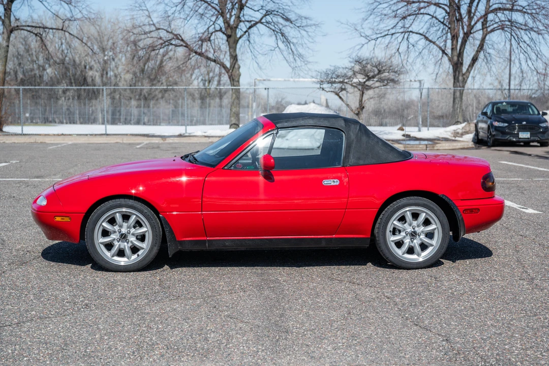 1990 Mazda NA MX-5 Miata - Image 10 of 31