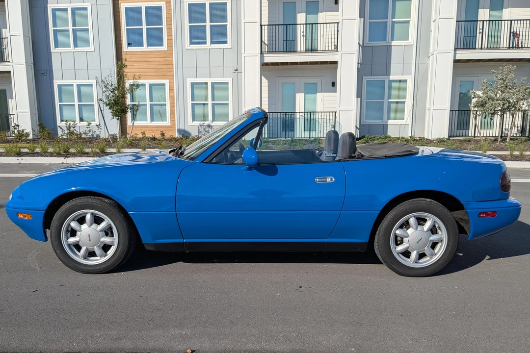 1990 Mazda NA MX-5 Miata - Image 8 of 31