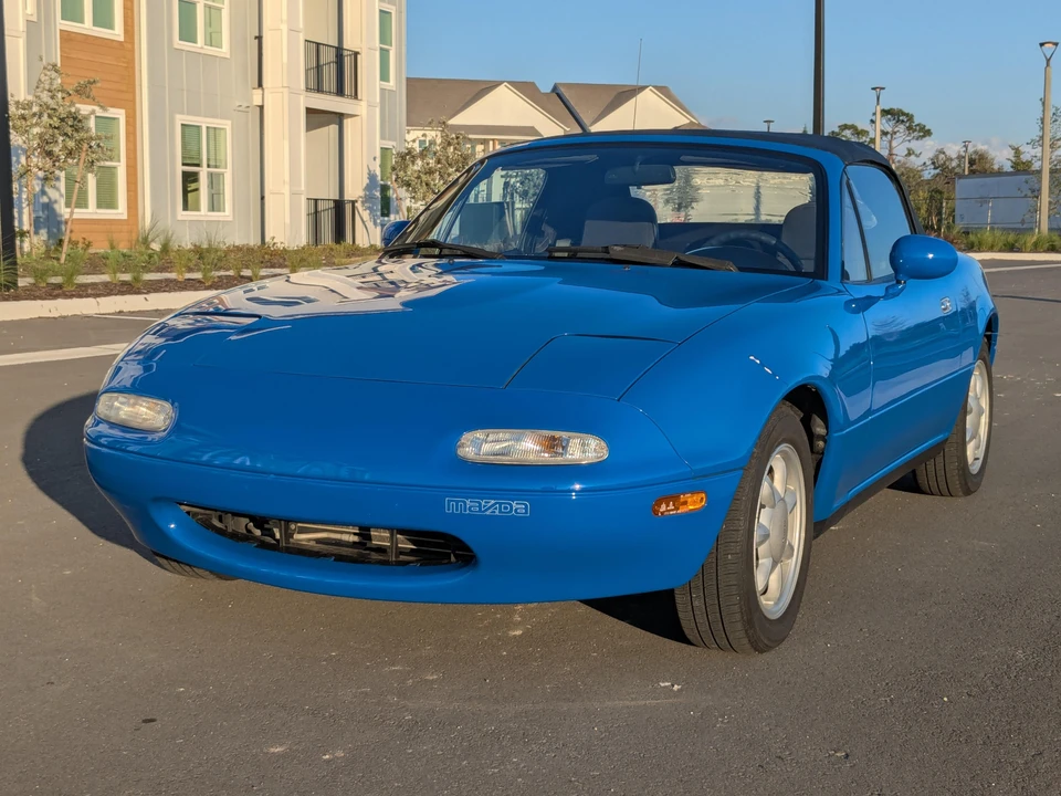1990 Mazda NA MX-5 Miata - Image 13 of 31
