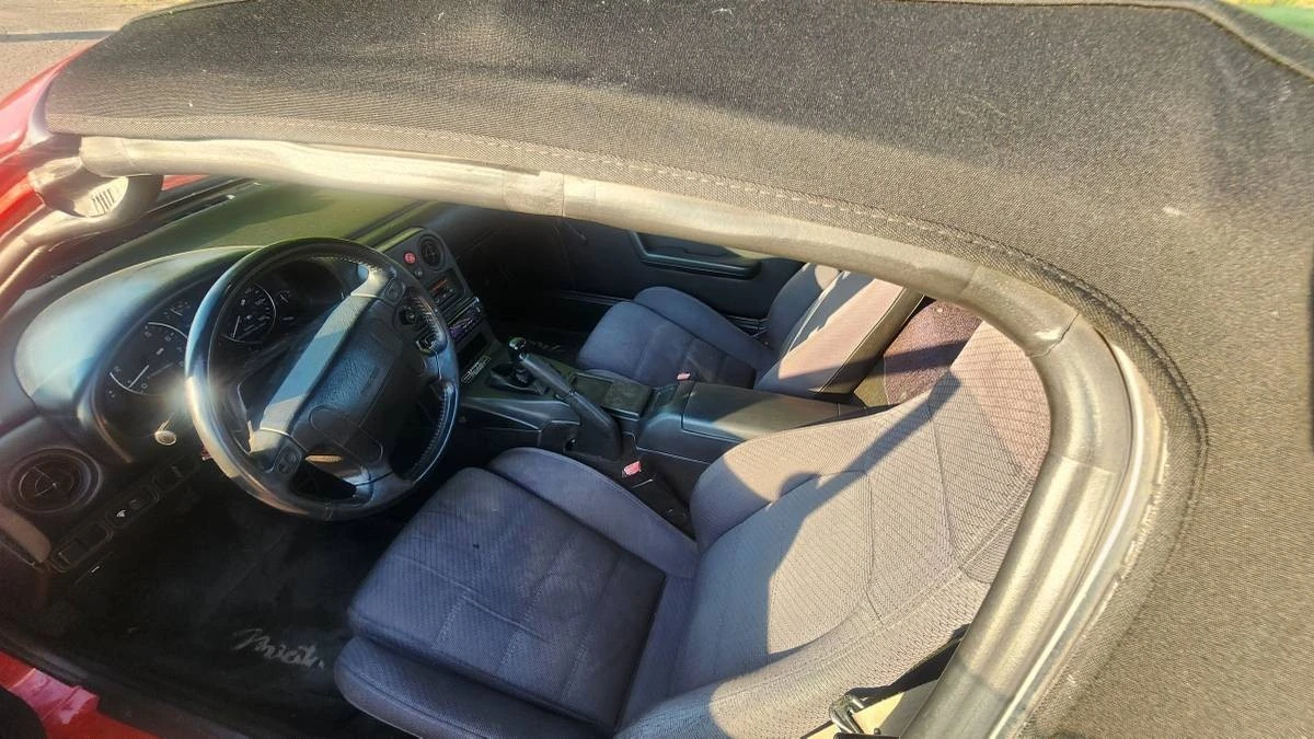 1990 Mazda NA MX-5 Miata - Image 17 of 22