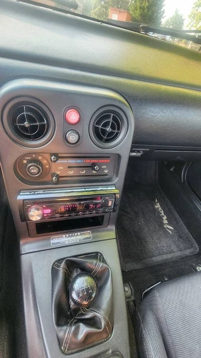1990 Mazda NA MX-5 Miata - Image 14 of 22