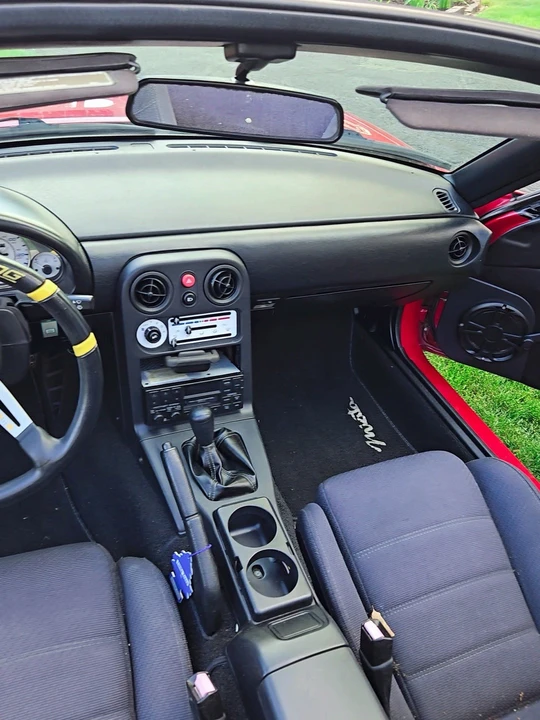 1990 Mazda NA MX-5 Miata - Image 20 of 22