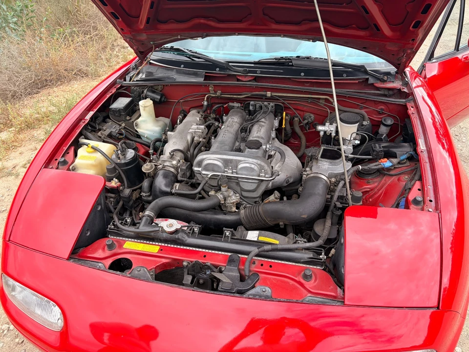 1990 Mazda NA MX-5 Miata - Image 6 of 13