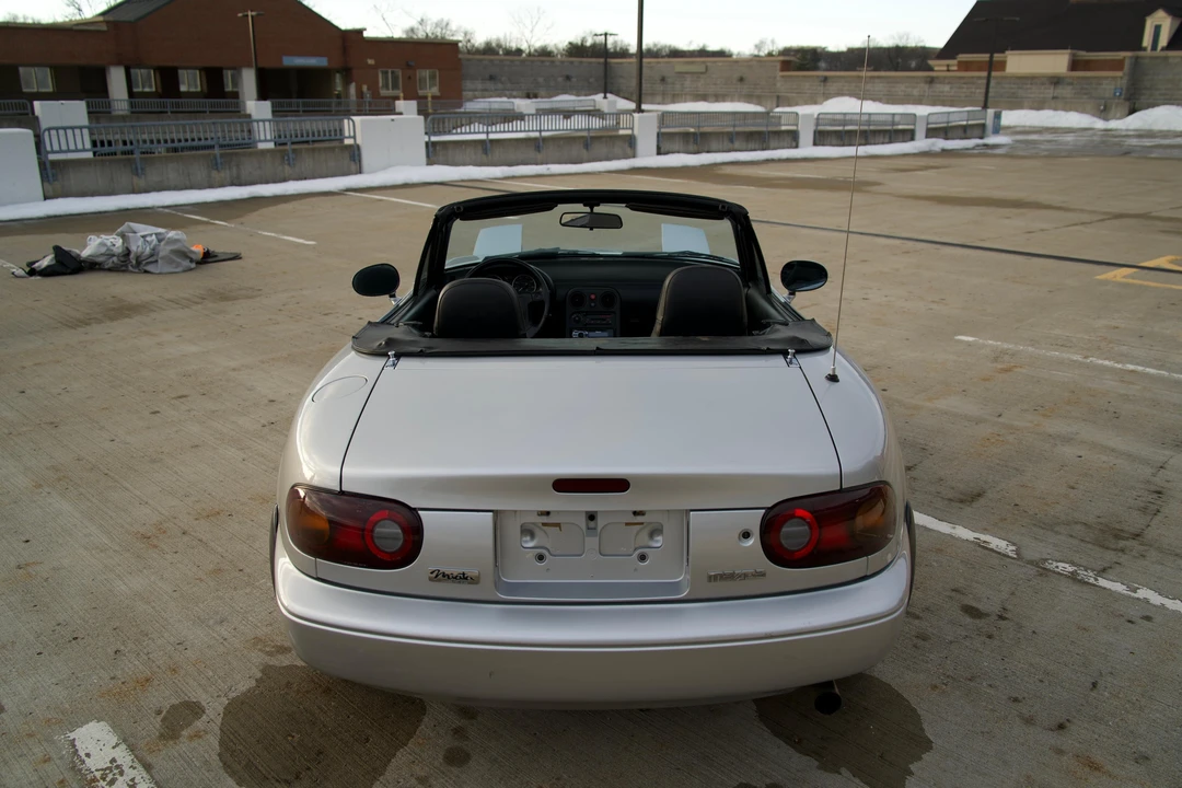 1990 Mazda NA MX-5 Miata - Image 20 of 21