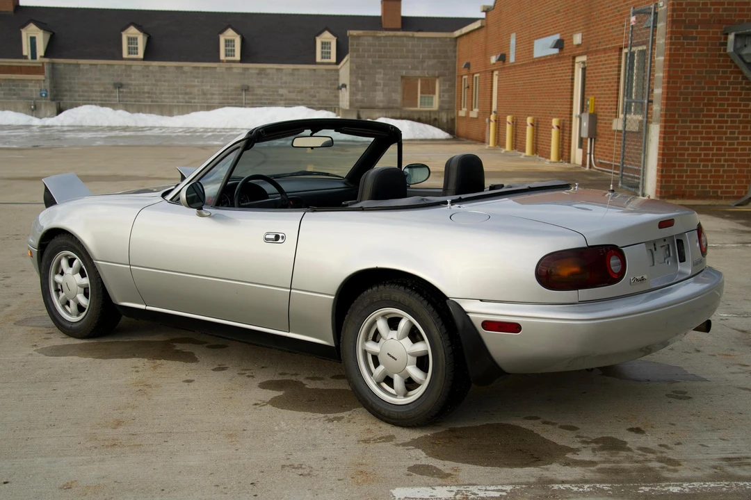 1990 Mazda NA MX-5 Miata - Image 4 of 21