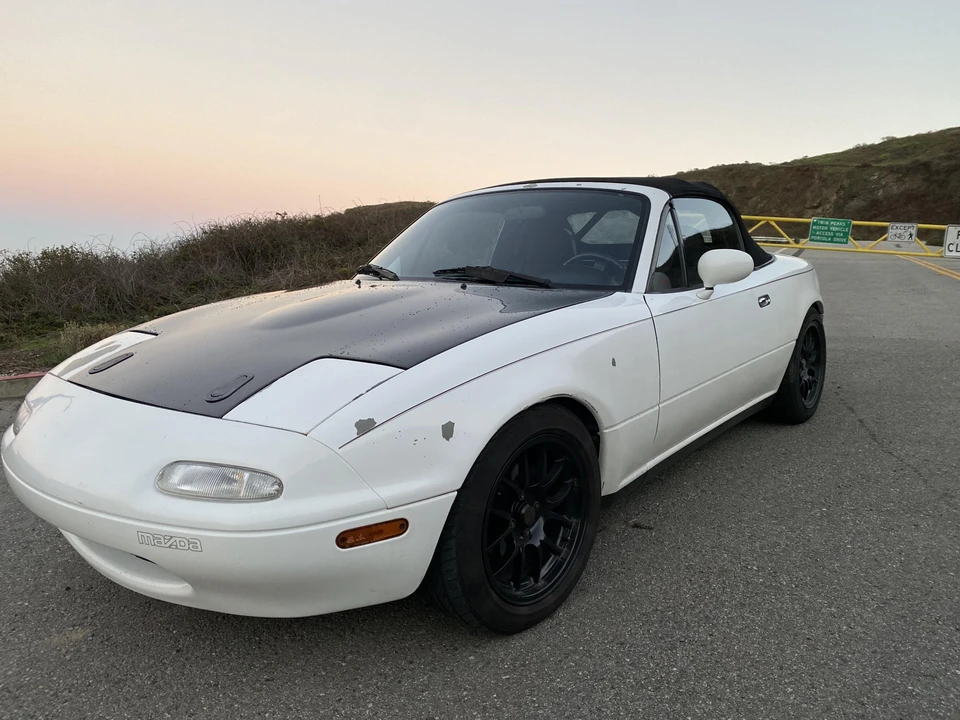 1990 Mazda NA MX-5 Miata - Image 11 of 31