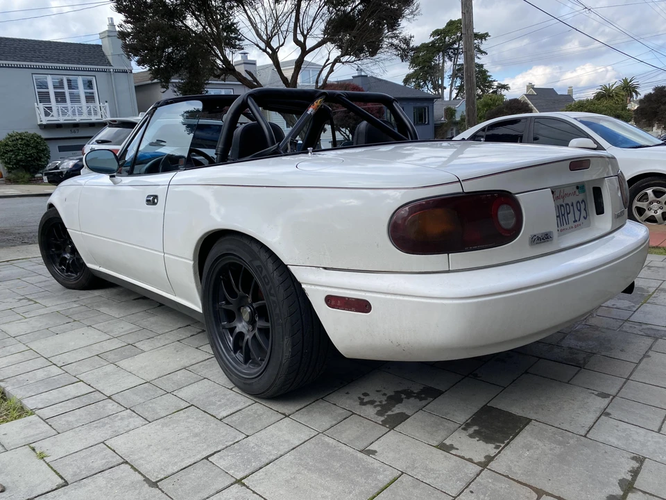 1990 Mazda NA MX-5 Miata - Image 14 of 31