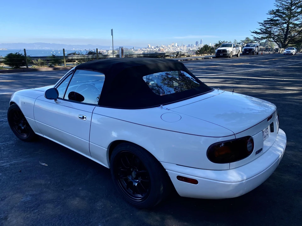 1990 Mazda NA MX-5 Miata - Image 15 of 31