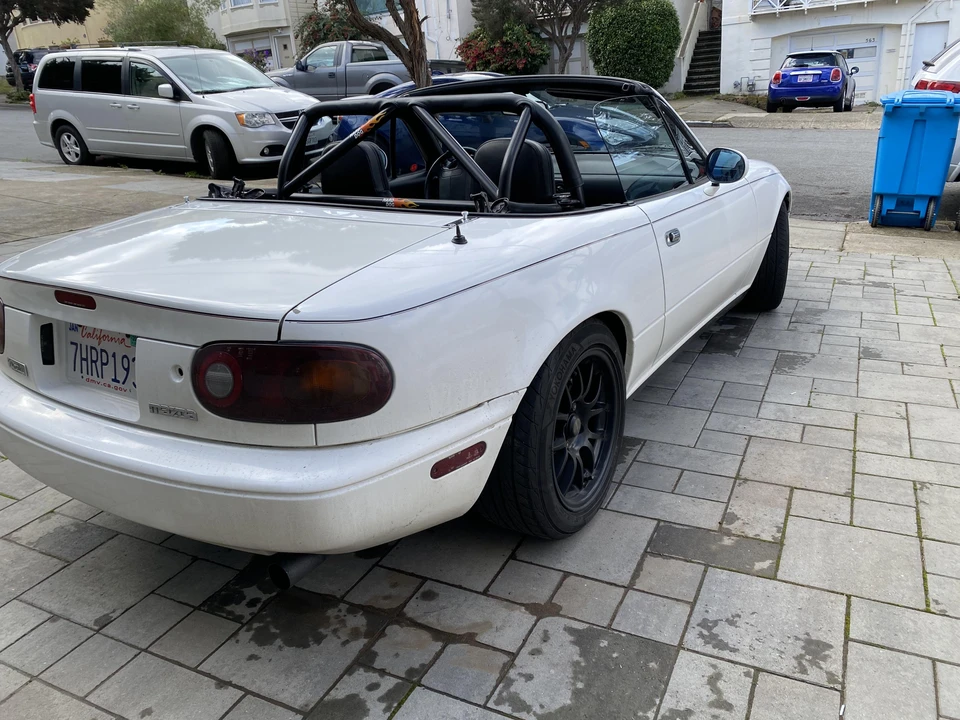 1990 Mazda NA MX-5 Miata - Image 19 of 31