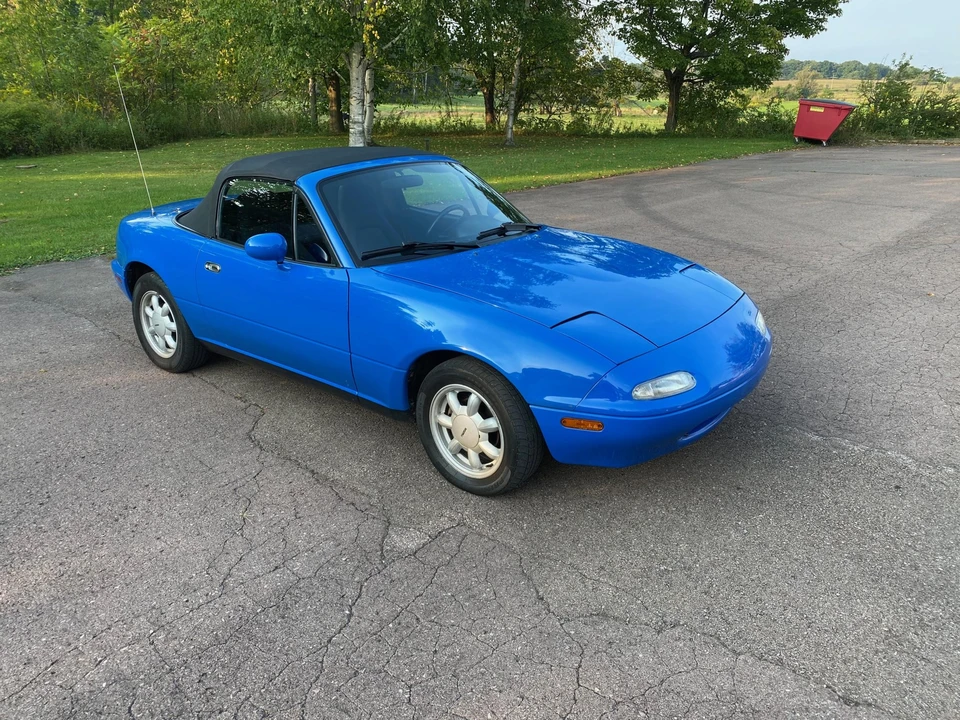 1990 Mazda NA MX-5 Miata - Image 15 of 31