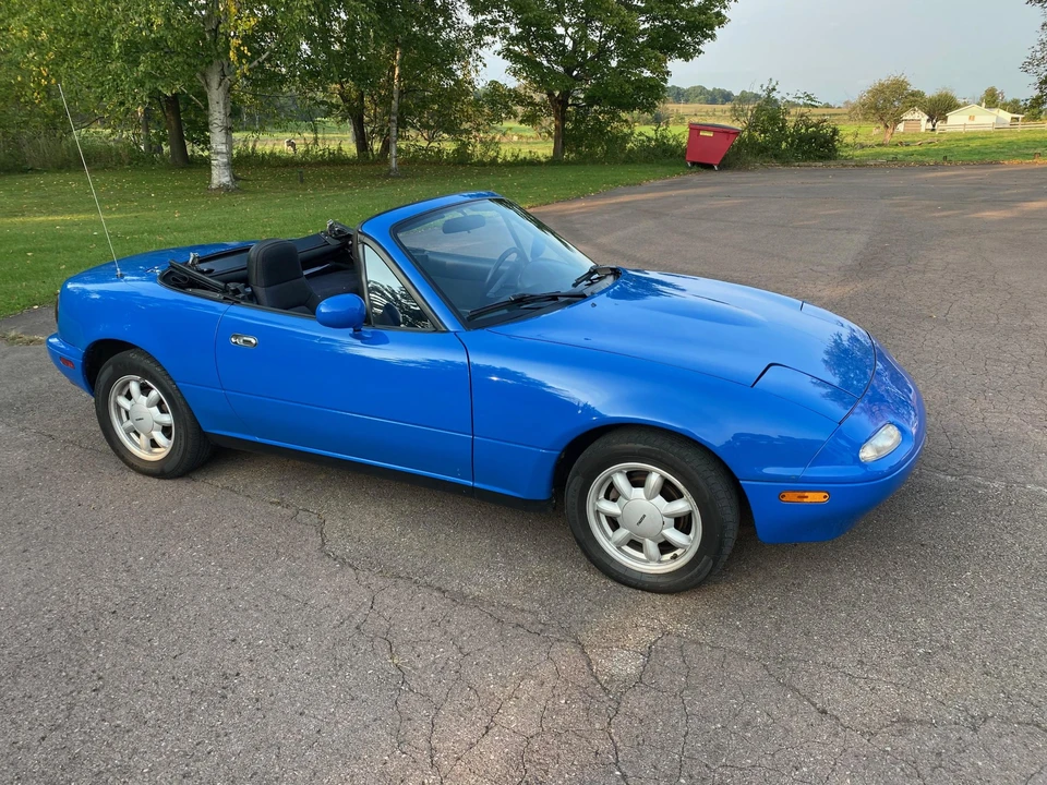 1990 Mazda NA MX-5 Miata - Image 9 of 31
